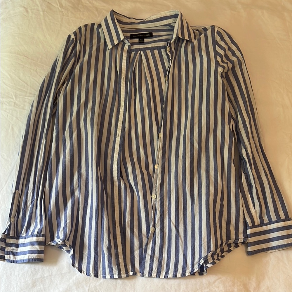 Banana Republic Striped Blue and White Top